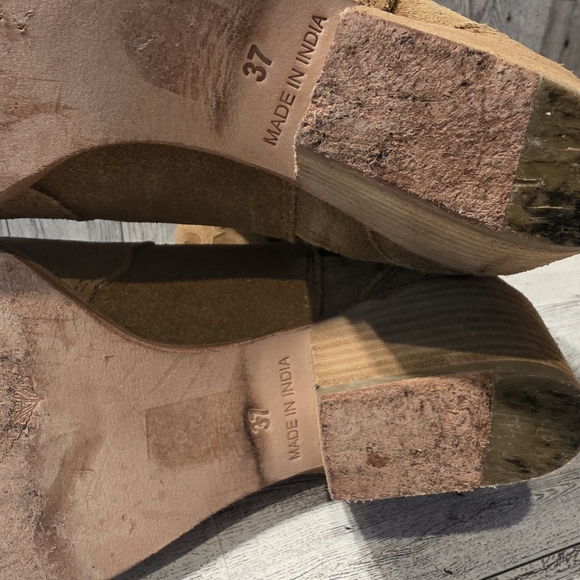 Free People Brown Suede Ankle made  Boots In India Size 37 - Picture 4 of 7